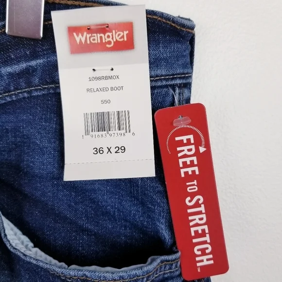 Wrangler Relaxed Boot Jeans NWT size 36x29